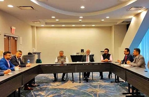 ഫൈസര്‍ മേധാവികളുമായി മുഖ്യമന്ത്രി കൂടിക്കാഴ്ച നടത്തുന്നു/ഫെയ്‌സ്ബുക്ക്‌