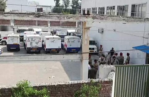 കവര്‍ച്ച നടന്ന ധനകാര്യ സ്ഥാപനത്തിന്റെ ദൃശ്യം, എഎന്‍ഐ