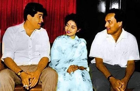 രാജ്കപൂറിനും മുകേഷിനുമൊപ്പം ശാരദ രാജന്‍/ ട്വിറ്റര്‍