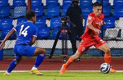 സുനിൽ ഛേത്രിയുടെ മുന്നേറ്റും/ ചിത്രം; പിടിഐ