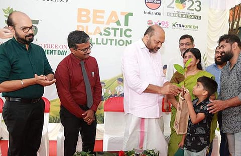 ചിത്രം: എക്‌സ്പ്രസ് 