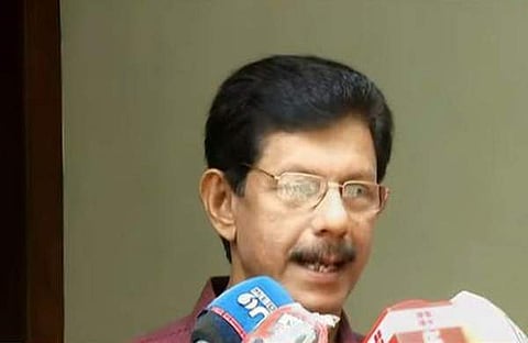 ടിജെ ജോസഫ് മാധ്യമങ്ങളോടു സംസാരിക്കുന്നു/ടിവി ദൃശ്യം