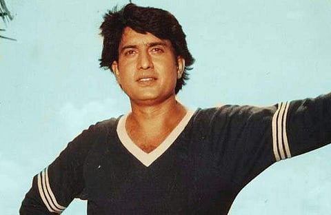 രവീന്ദ്ര മഹാജനി/ ഫെയ്‌സ്‌ബുക്ക്