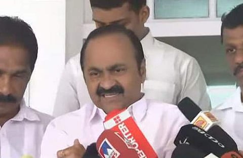 വിഡി സതീശന്‍ മാധ്യമങ്ങളോടു സംസാരിക്കുന്നു/ടിവി ദൃശ്യം