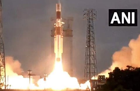 പിഎസ്എല്‍വിയുടെ വിക്ഷേപണം/ എഎന്‍ഐ