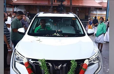 ഗുരുവായൂരപ്പന് വഴിപാടായി എക്സ്‌യുവി 700 / ഫെയ്‌സ്‌ബുക്ക്