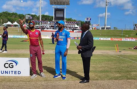 ഇന്ത്യയ്‌ക്ക് ബാറ്റിങ്/ ട്വിറ്റർ