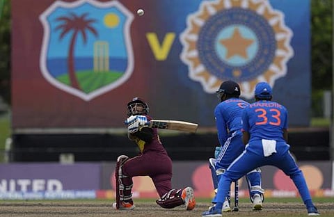 നിക്കോളാസ് പുരന്റെ ബാറ്റിങ്/ ചിത്രം: പിടിഐ