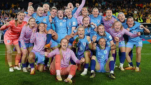 കാത്തിരിപ്പിന്റെ 57 വര്‍ഷങ്ങള്‍; ലോകകപ്പ് കിരീടത്തിനായി ഇംഗ്ലണ്ട് വനിതകള്‍, മുന്നില്‍ സ്‌പെയിന്‍