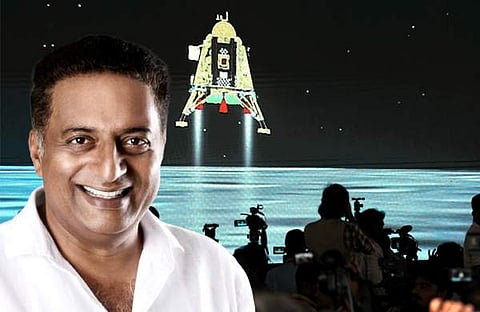 പ്രകാശ് രാജ്/ ഫെയ്സ്ബുക്ക്, ചന്ദ്രയാൻ ദൗത്യം വീക്ഷിക്കുന്ന ഐഎസ്ആർഒ ജീവനക്കാർ/ പിടിഐ