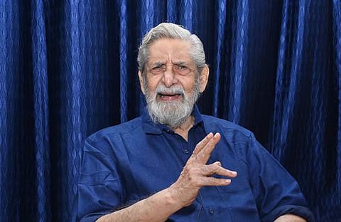 മധു/ വിൻസെന്റ് പുളിക്കൽ