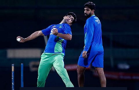 നസീം, ​ഹാരിസ്/ ട്വിറ്റർ