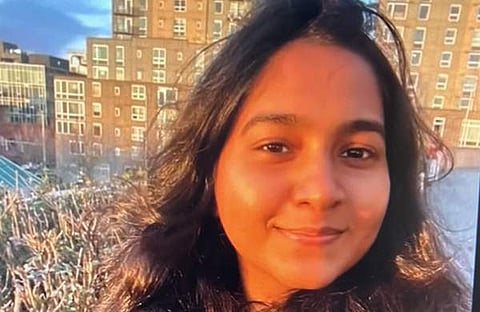 ജാഹ്നവി കണ്ഡുല,  എക്സ്