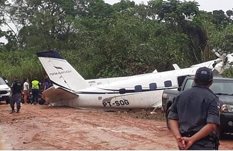 അപകടത്തിൽ തകർന്ന വിമാനം/ ട്വിറ്റർ