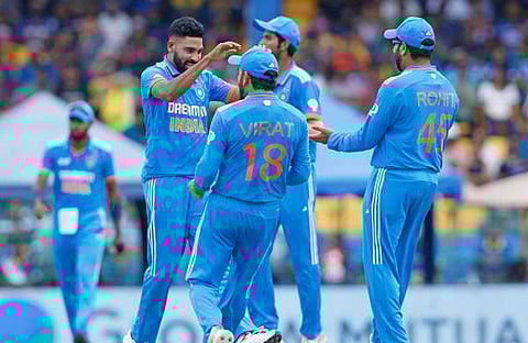 സിറാജിനു സഹ താരങ്ങളുടെ അഭിനന്ദനം/ ട്വിറ്റർ