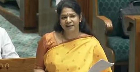 കനിമൊഴി പാര്‍ലമെന്റില്‍ സംസാരിക്കുന്നു