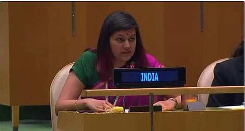 പെറ്റല്‍ ഗലോട്ട് യുഎന്നില്‍ സംസാരിക്കുന്നു