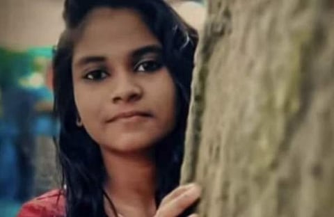 ആര്‍ച്ച, ടിവി ദൃശ്യം