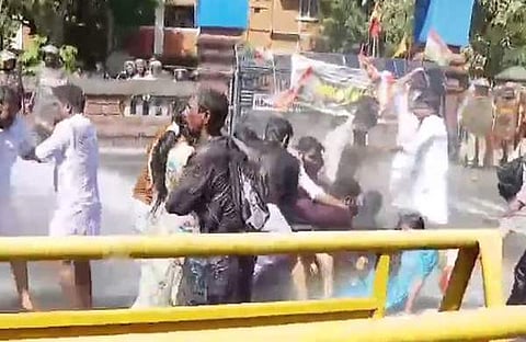 യൂത്ത് കോണ്‍ഗ്രസ് മാര്‍ച്ച്/ ഫോട്ടോ: വീഡിയോ സ്‌ക്രീന്‍ഷോട്ട്