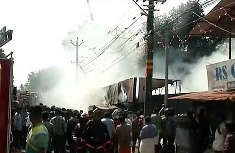 കൊല്ലത്തെ തീപിടിത്തം/ ടിവി ദൃശ്യം