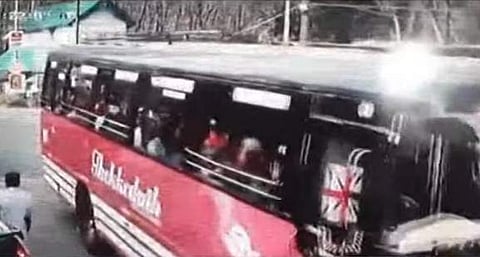 അപകടത്തിന്റെ സിസിടിവി ദൃശ്യം