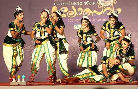 സംഘനൃത്തം: തിരുവനന്തപുരം ഫോർട്ട് മിഷൻ എച്ച്എസ്എസിലെ വിദ്യാർഥികൾ/ ഫോട്ടോ: ബിപി ദീപു/ എക്സ്പ്രസ്