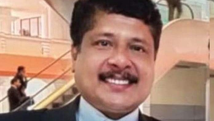 തൊഴുകൈയോടെ തലതാഴ്ത്തി മാപ്പ് , വിഡിയോ പുറത്ത് വന്നതിന് പിന്നാലെ ആത്മഹത്യ; മനുവിന്റെ മൃതദേഹം കണ്ടത് ജൂനിയര്‍ അഭിഭാഷകര്‍