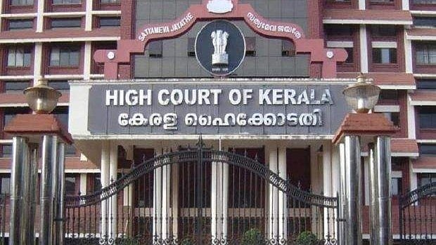 ചാലക്കുടിയിലെ ബെവ്‌കോ മദ്യവില്‍പ്പന ശാല മാറ്റി സ്ഥാപിക്കാന്‍ ഒരു മാസം കൂടി, ഇനി സമയം നീട്ടില്ലെന്ന് ഹൈക്കോടതി
