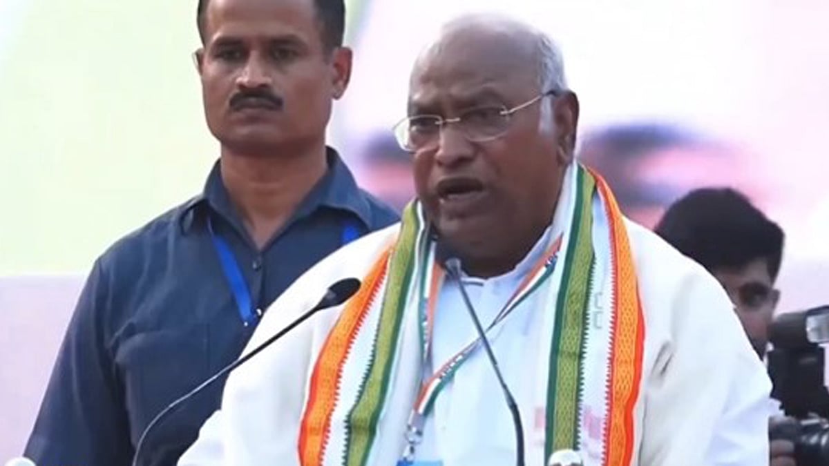'മോദി സര്‍ക്കാര്‍ സംസ്ഥാനങ്ങളെ സാമ്പത്തികമായി ഞെരുക്കുന്നു'; മഹാജനസഭയില്‍ മല്ലികാര്‍ജുന്‍ ഖാര്‍ഗെ