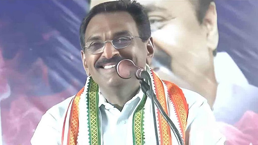 'ആരുടേയെങ്കിലും പേരില്‍ ചാരി രക്ഷപ്പെടാനുള്ള ശ്രമം, അനില്‍ ആന്റണിയുടേത് വിവരദോഷം'