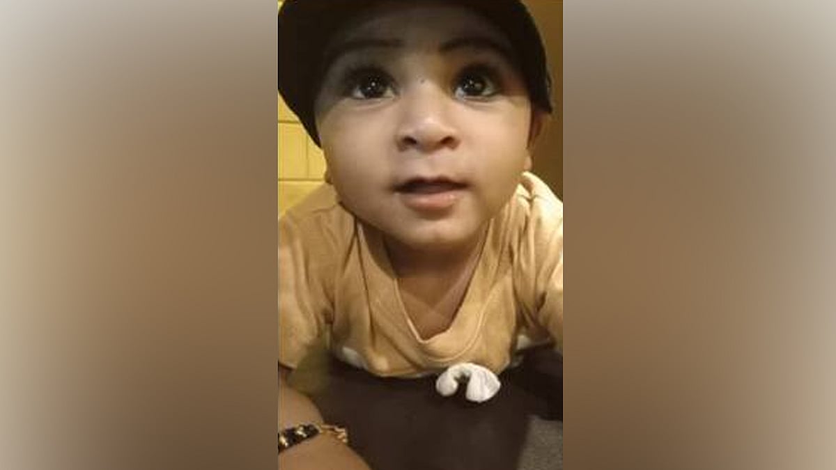 വീട്ടുമുറ്റത്ത് കളിക്കുന്നതിനിടെ പാമ്പുകടിയേറ്റു; രണ്ട് വയസുകാരന് ദാരുണാന്ത്യം