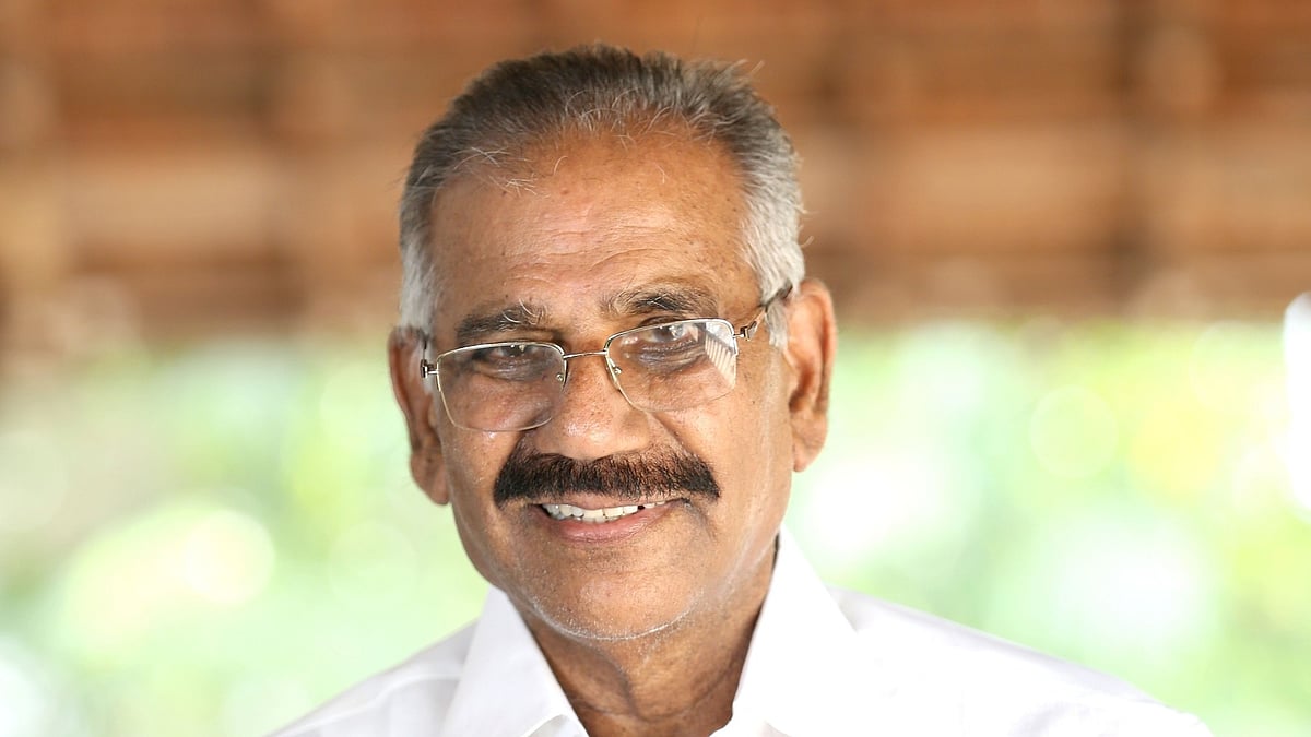 എകെ ശശീന്ദ്രന്‍ രാജിവെക്കണമെന്ന് അജിത് പവാര്‍ പക്ഷം; ബാധകമല്ലെന്ന് മന്ത്രി