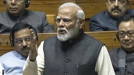 'ഒരേ ഉല്‍പ്പന്നം വീണ്ടും ഇറക്കാന്‍ ശ്രമിക്കുന്നു, കോണ്‍ഗ്രസിന്റെ കട അടച്ചുപൂട്ടലിന്റെ വക്കില്‍'