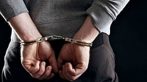 നിരവധി വാഹനങ്ങള്‍ ഇടിച്ചിട്ടു; കഞ്ചാവ് ലഹരിയില്‍ ഭീതി പരത്തി ഡ്രൈവിങ്; കോട്ടയത്ത് ദമ്പതികള്‍ അറസ്റ്റില്‍