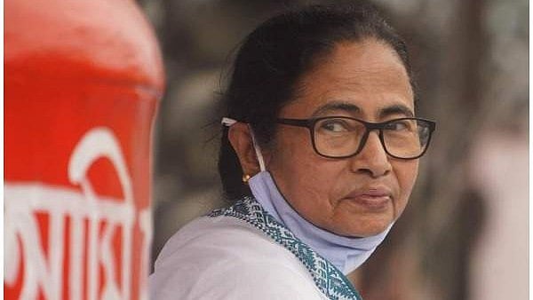 മമതാ ബാനര്‍ജിക്ക് ഗുരുതര പരിക്ക്; ചിത്രം പങ്കിട്ട് തൃണമൂല്‍ കോണ്‍ഗ്രസ് 