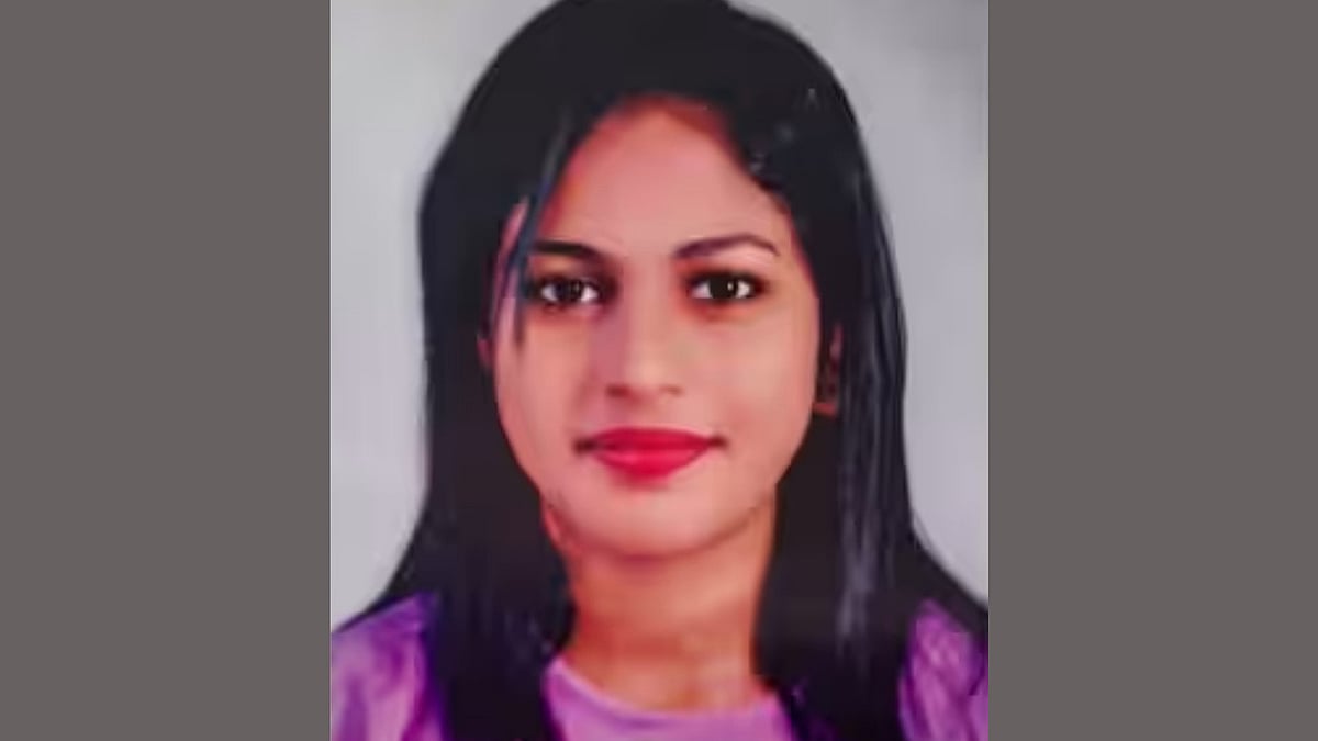 മലയാളി വിദ്യാര്‍ത്ഥിനി ബംഗളൂരുവിലെ ഹോസ്റ്റല്‍ കെട്ടിടത്തില്‍നിന്ന്‌ വീണു മരിച്ചു