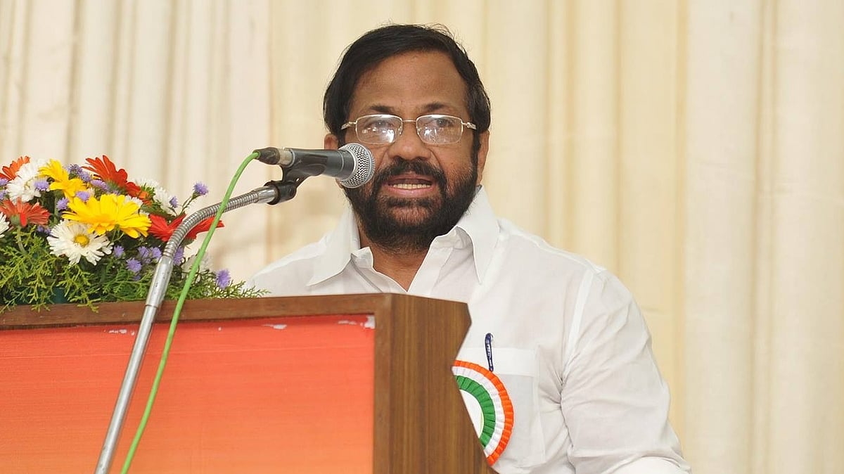 കോണ്‍ഗ്രസ് 'എടുക്കാച്ചരക്കാകും, എല്‍ഡിഎഫ് ഭരണം തുടരും, ഇതാണ് കേരളത്തില്‍ സംഭവിക്കാന്‍ പോകുന്നത്'; പാലോട് രവിയുടെ ഫോണ്‍ സംഭാഷണം പുറത്ത് 
