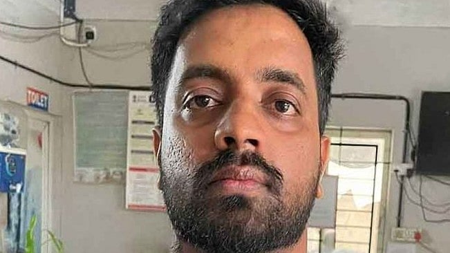 ഇൻഷുറൻസ് തുക തട്ടാന്‍ സൂപ്പര്‍ മാര്‍ക്കറ്റ് കത്തിച്ചു; ഉടമ അറസ്റ്റിൽ