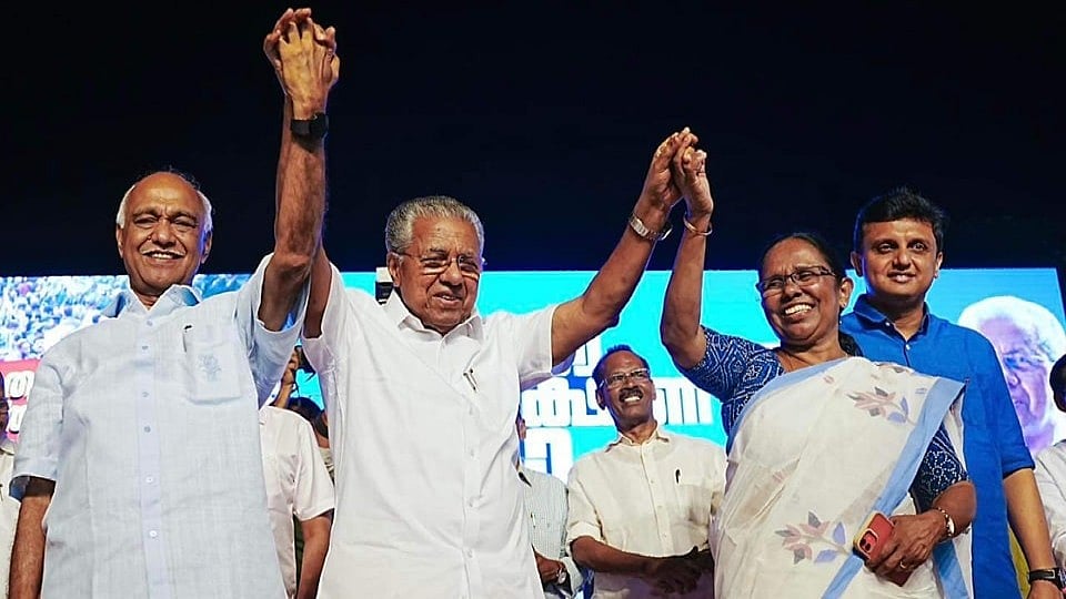 രാജ്യം തെരുവില്‍ ഉറങ്ങിയപ്പോള്‍ അധ്യക്ഷയുടെ വീട്ടില്‍ വിരുന്ന് ഉണ്ണുകയായിരുന്നു കോണ്‍ഗ്രസ്; കുടിയേറിയ മുസ്ലീങ്ങളുടെ പൗരത്വം ഇല്ലാതാക്കലാണ് ലക്ഷ്യം; മുഖ്യമന്ത്രി