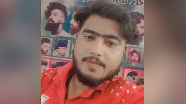 പണം കടം ചോദിക്കാനെത്തി,
സുഹൃത്തിന്റെ രണ്ട് കുട്ടികളെ കഴുത്തറുത്ത് കൊന്നു;  പ്രതിയെ ഏറ്റുമുട്ടലില്‍ കൊലപ്പെടുത്തി യുപി പൊലീസ്