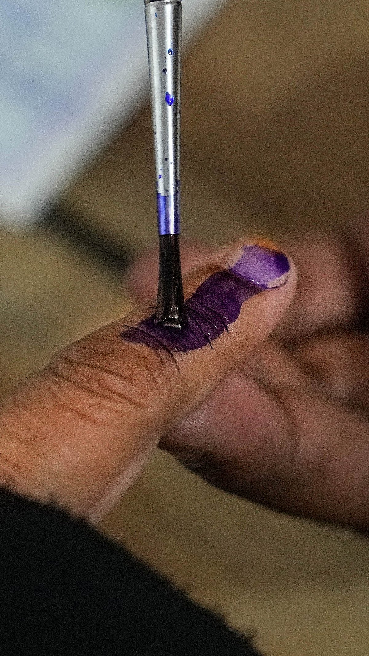 തദ്ദേശ ഉപതെരഞ്ഞെടുപ്പില്‍ മഷി പുരട്ടുക നടുവിരലില്‍