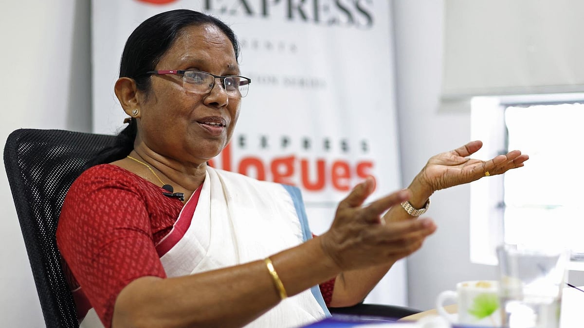 '24 മണിക്കൂറിനകം മാപ്പു പറയണം'; കെ കെ ശൈലജയ്ക്ക് ഷാഫി പറമ്പിലിന്റെ വക്കീല്‍ നോട്ടീസ്