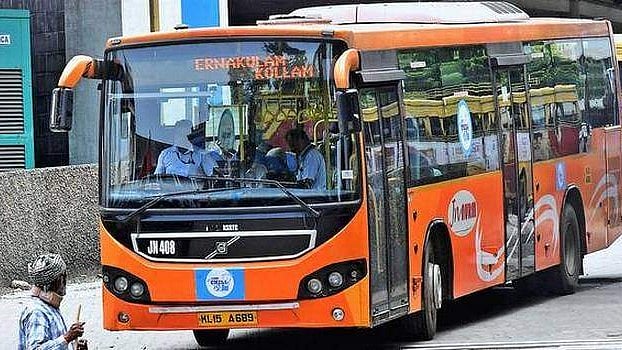 എസി ലോഫ്ളോര് നിരക്കിനേക്കാള് കുറവ്; കെഎസ്ആര്ടിസിയുടെ സൂപ്പര്ഫാസ്റ്റ് പ്രീമിയം എസി ബസ് സര്വീസ് മേയില്