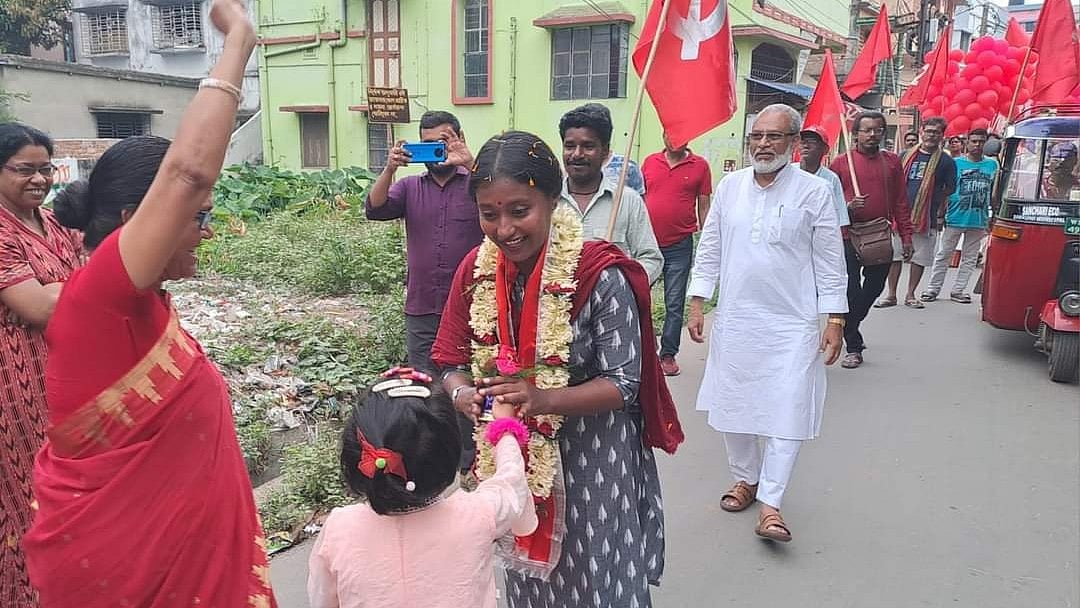'നഷ്ടപ്പെടുവാന്‍ ഇല്ലൊന്നും....'; ഗതകാലപ്രതാപ സ്മരണകളില്‍ ബംഗാള്‍ സിപിഎം, മുന്നേറാന്‍ മുഖംമിനുക്കല്‍