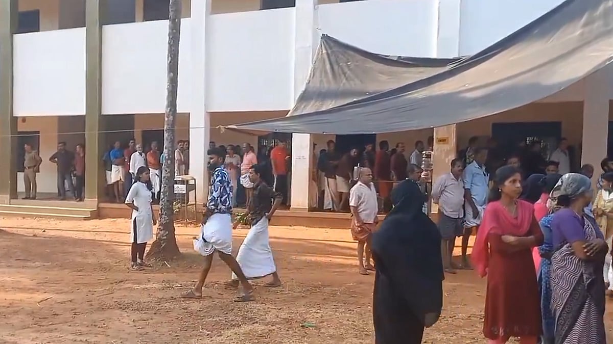 കടുത്ത ചൂടിലും ആവേശം ചോരാതെ വോട്ടെടുപ്പ്; ബൂത്തുകളില്‍ നീണ്ട ക്യൂ, പോളിങ് 30 ശതമാനം കടന്നു 
