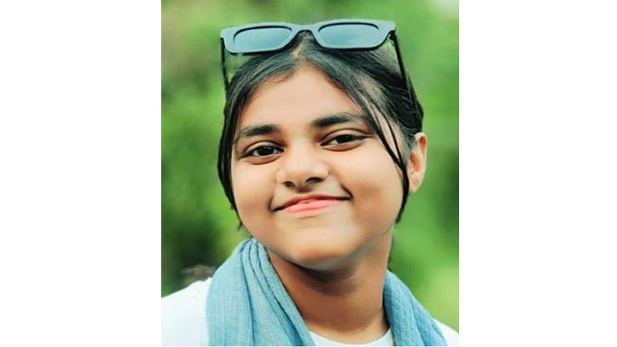 കൊച്ചിയിൽ കളിക്കുന്നതിനിടെ മൂന്നാം നിലയിൽ നിന്ന് വീണ് വിദ്യാ‍ർഥിനി മരിച്ചു
