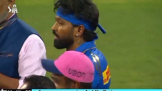 'മാന്യത കാണിക്കണം'; പാണ്ഡ്യക്കെതിരായ രോഹിത് വിളികളില്‍ പ്രതികരിച്ച് മഞ്ജരേക്കര്‍, വിഡിയോ