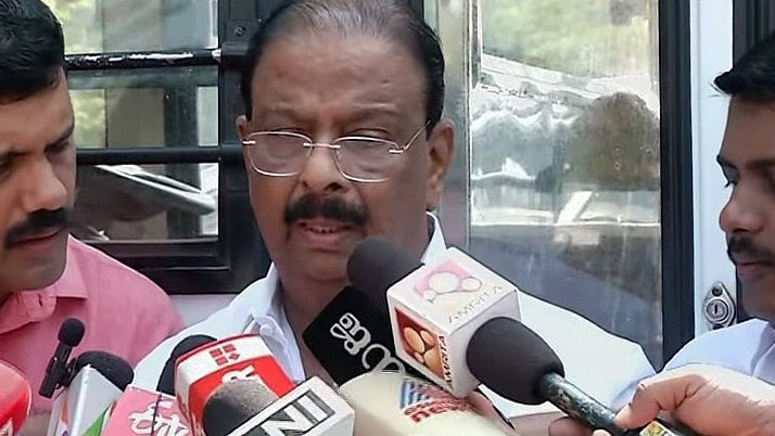 ജാവഡേക്കര്‍ ചായ കുടിക്കാന്‍ പോകാന്‍ ജയരാജന്റെ വീട് ചായപ്പീടികയാണോ?; കെ സുധാകരന്‍ 