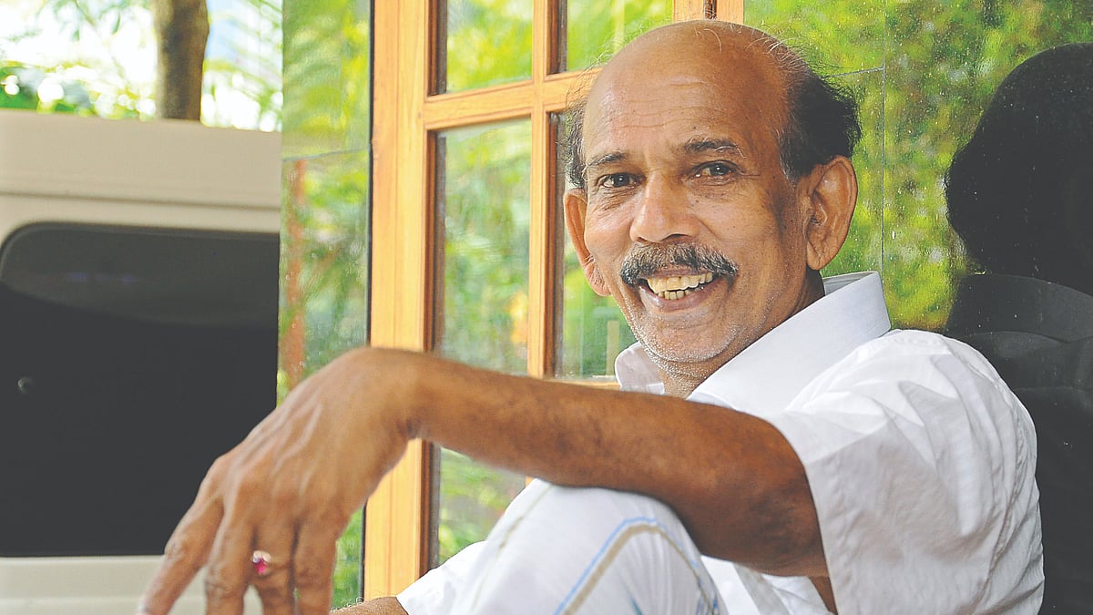  ''മ്മള് എത്ര വലിയ മരങ്ങള്‍ കണ്ടതാണ്, പിന്നെയല്ലേ ഈ ക്യാമറ''