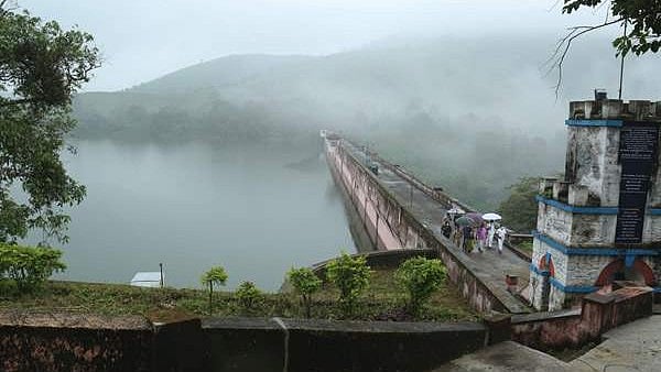 'മുല്ലപ്പെരിയാര്‍ അണക്കെട്ട് ബോംബ് വച്ച് തകര്‍ക്കും'; ഭീഷണി സന്ദേശത്തിന് പിന്നാലെ പരിശോധന